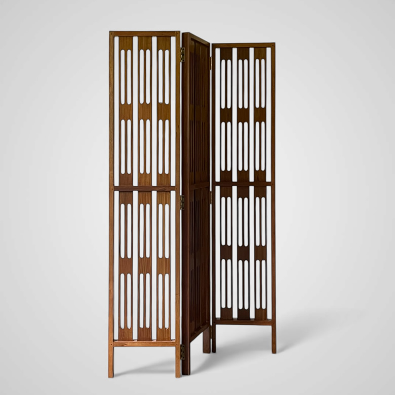 ROOM DIVIDER 1