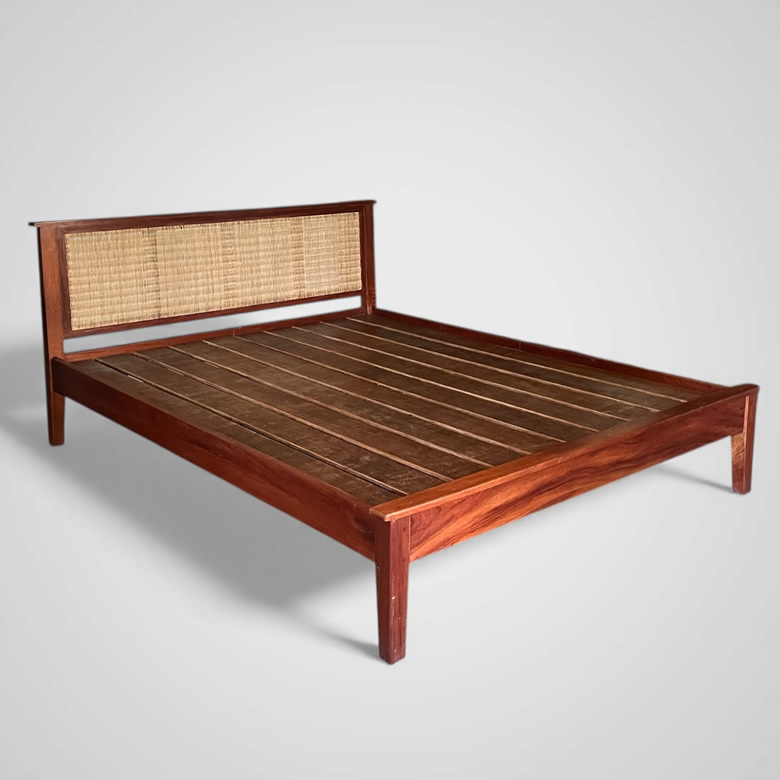 RATTAN BED